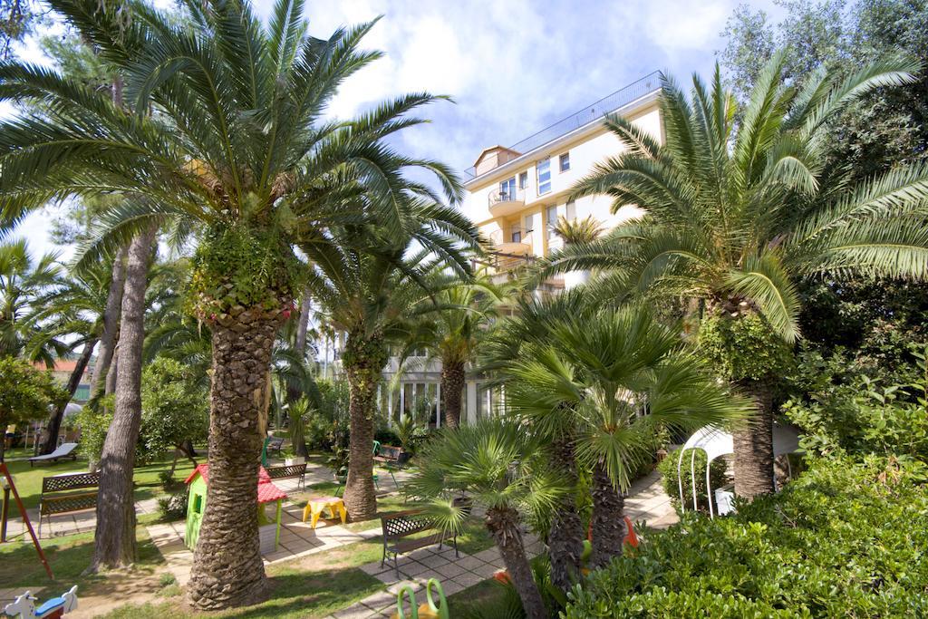 Hotel Marconi Σαν Μπενεντέτο ντελ Τρόντο Εξωτερικό φωτογραφία